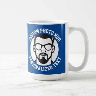 Mein Gesicht auf einem großen CHELSEA BLAU benutze Kaffeetasse