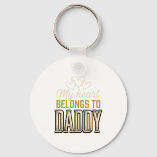 Mein Herz gehört Daddy Vintage-Typografie-Shirt Schlüsselanhänger