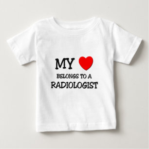 Mein Herz gehört einem RADIOLOGEEN Baby T-shirt