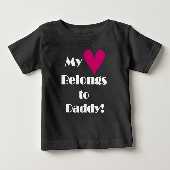 Mein Herz gehört zu Daddy Baby T-shirt (Vorderseite)