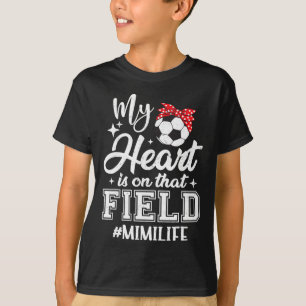Mein Herz ist auf diesem Fußballfeld Mimi Oma T-Shirt