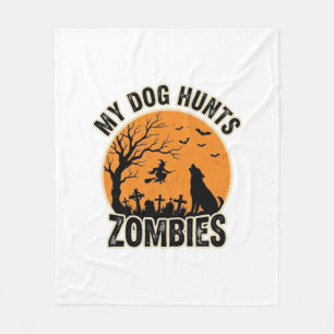 Mein Hund jagt Zombies Vintage Halloween Hund Desi Fleecedecke