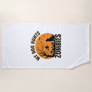 Mein Hund jagt Zombies Vintage Halloween Hund Desi Strandtuch