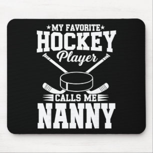 Mein Lieblings-Eishockeyspieler nennt mich Oma Mousepad