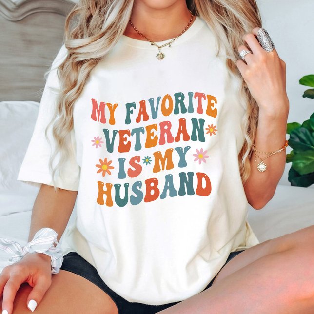 Mein Lieblingsveteran ist mein Husband, ein modern T-Shirt (My Favorite Veteran Is My Husband Modern Groovy T-Shirt)