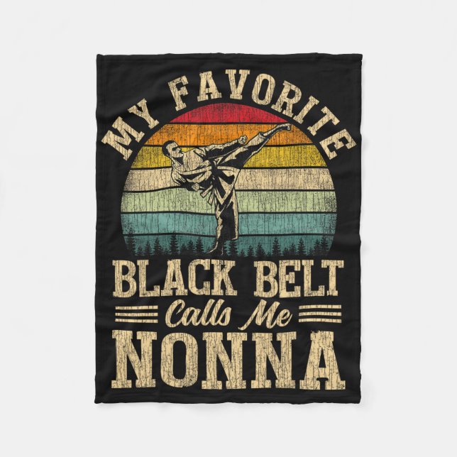Mein liebster schwarzer Gürtel nennt mich Nonna Mu Fleecedecke (Vorderseite)