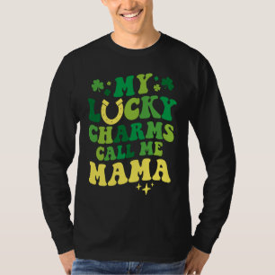 Mein Lucky Charms nennt mich Mama Groovy St. Patri T-Shirt