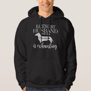 Mein Mann und meine Dackel zu züchten macht Spaß Hoodie