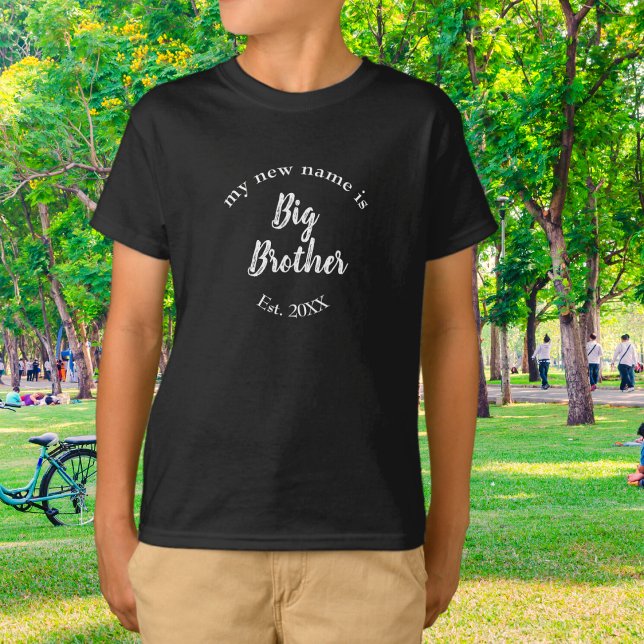 Mein neuer Name ist Big Brother New Big Brother Es T-Shirt (Von Creator hochgeladen)