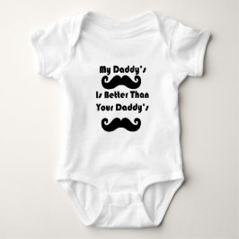 Mein Papa hat einen besseren Mustache Baby Strampler