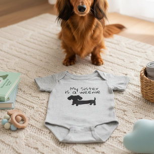 Mein Schwester ist ein Wienerhund - Wiener Dog Bab Baby Strampler
