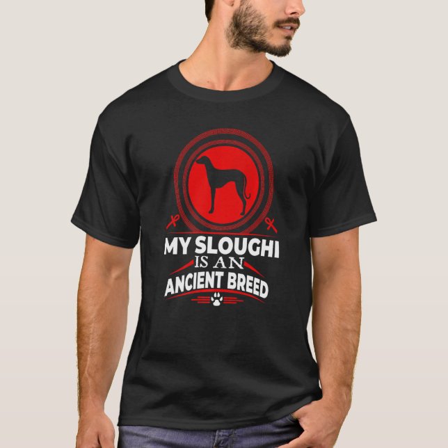 Mein Sloughi ist ein altes Hündchen T-Shirt (Vorderseite)