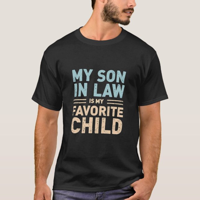 Mein Sohn im Jura ist mein liebstes Kind - lustig T-Shirt (Vorderseite)