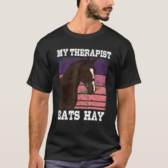 Mein Therapeut isst Hay Horseback Riding T-Shirt (Vorderseite)