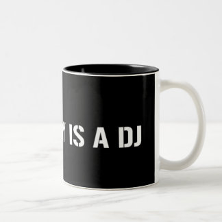 Mein Vati ist das DJ Zweifarbige Tasse