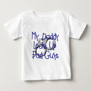 Mein Vati schließt oben schlechte Typen zu Baby T-shirt