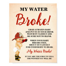 Mein Wasser Broke Kleiner Feuerwehrmann Baby Dusch