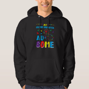 Meine Autistische Enkelin ist Phantastisch Autismu Hoodie