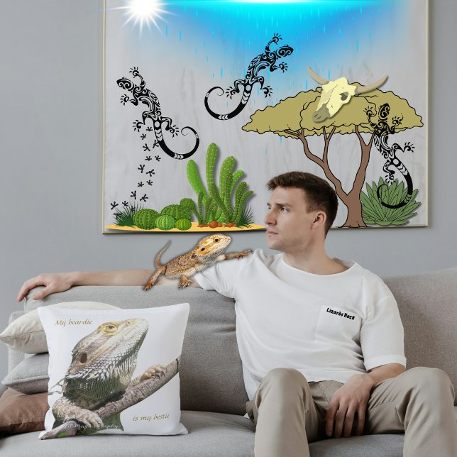 Meine Bärdie ist mein Bestie Lizard Friend Throw K Kissen (Lizard parents can be a serious bunch. This pillow declares such sweet, calm companionship!)
