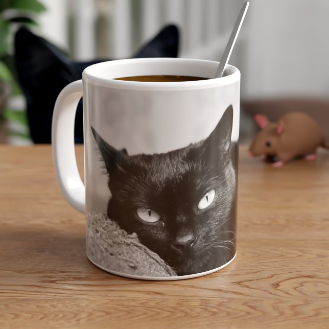 Meine Black Cat Foto Tasse (Upload your best friend's photo and add their name (or yours))