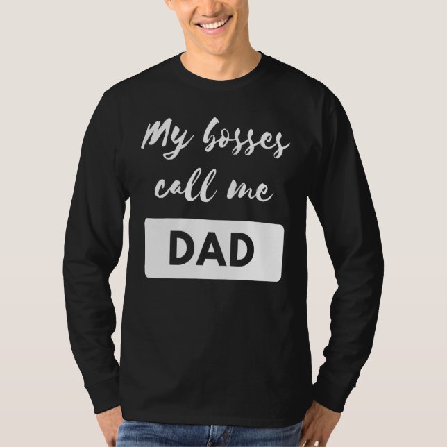 Meine Chefs nennen mich Vater essenziell T-Shirt (Vorderseite)