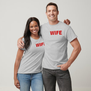 MEINE EHEFRAU HEBT SCHWERERES ALS SIE AN T-Shirt