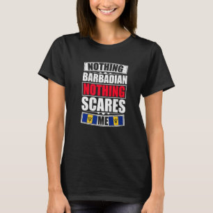 Meine Ehefrau ist Barbadian nichts macht mir Barba T-Shirt
