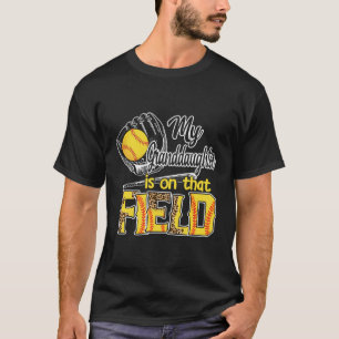 Meine Enkelin ist auf T Field Softball Leopard T-Shirt