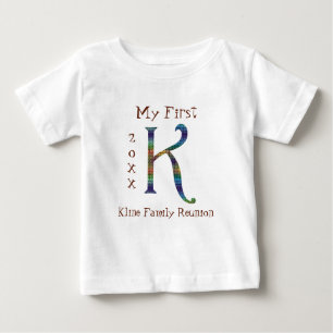 Meine erste Wiedersehen-Familie farbiger Letter K  Baby T-shirt