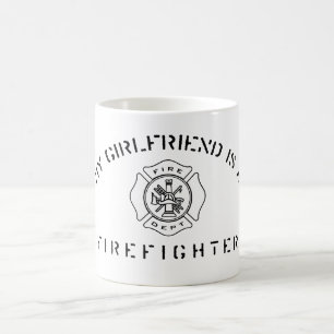 Meine Freundin ist eine Feuerwehrmann-Tasse Tasse