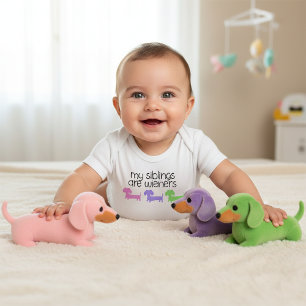 Meine Geschwister sind Dackeln Hunde   Babyduschge Baby Strampler