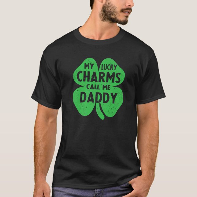Meine glücklichen Charms nennen mich Daddy Funny S T-Shirt (Vorderseite)
