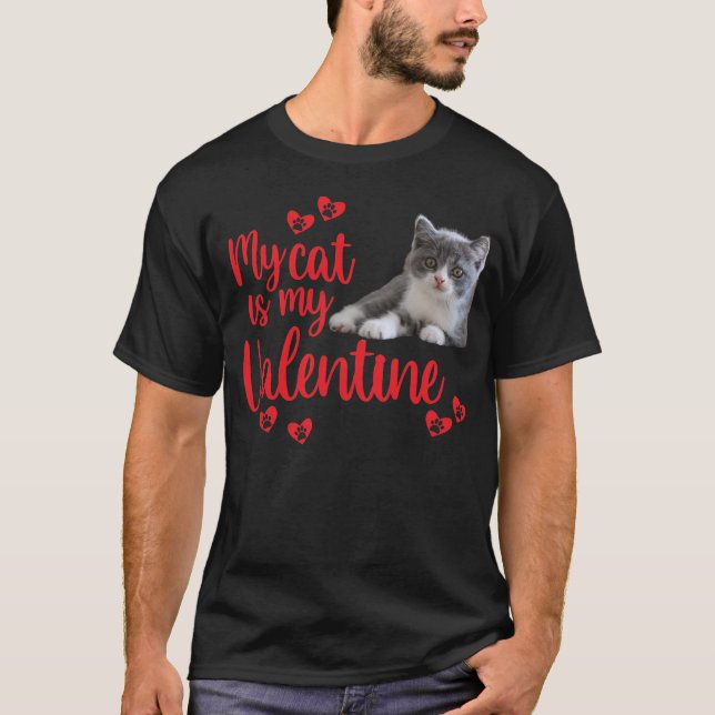 "Meine Katze ist mein Valentinstag" Männersache T-Shirt (Vorderseite)