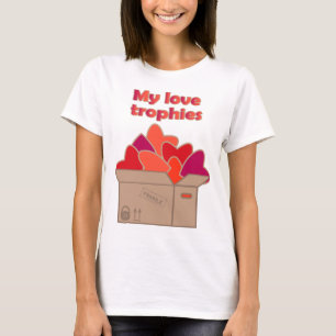 Meine Liebe-Trophäen in Schachtel voller Valentinh T-Shirt