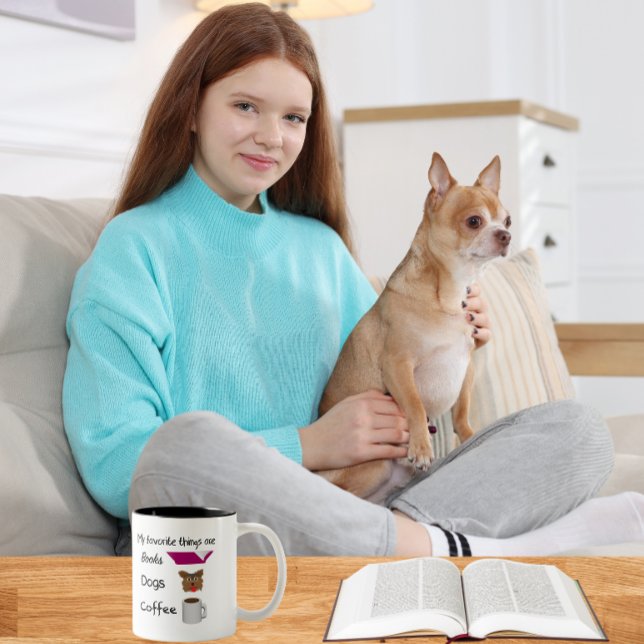 Meine Lieblingssachen Bücher, Hunde, Kaffee Zweifarbige Tasse (Von Creator hochgeladen)