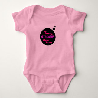 Meine Mama ist stärkeres Baby-Shirt Baby Strampler