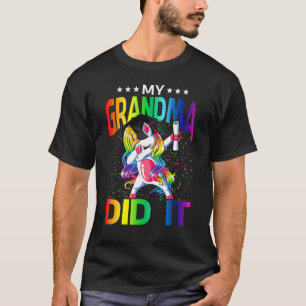 Meine Oma hat es Abschluss gemacht, Unicorn gemach T-Shirt