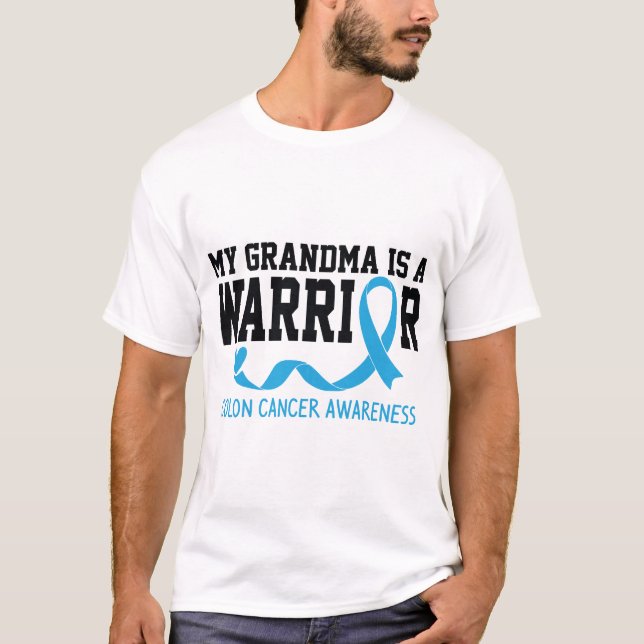 Meine Oma ist ein Personalisierter Kolonkarzinom-K T-Shirt (Vorderseite)