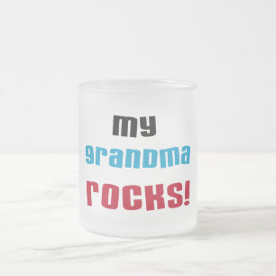 Meine Oma Rocks T - Shirt und Geschenke Mattglastasse