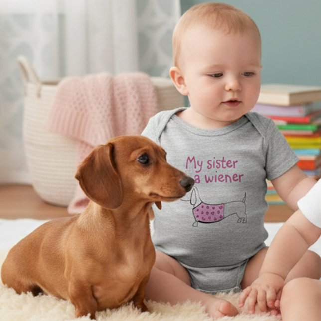 Meine Schwester ist Dackel Dog Baby Outfit Baby Strampler (My sister is a wiener dog outfit)