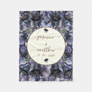 Melancholische schwarze Blumen Hochzeit klassische Fleecedecke