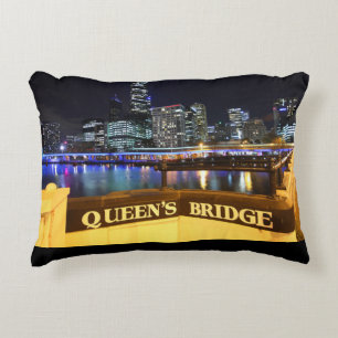 Melbourne Australia CBD Lights over Queen's Bridge Zierkissen