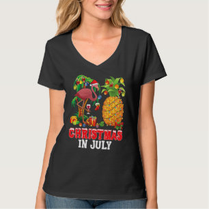 Mele Kalikimaka Xmas im Juli Santa Flamingo Pineap T-Shirt