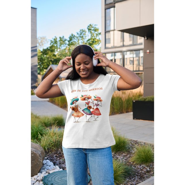 Melodie des Tanztodes, Brauch T-Shirt (Von Creator hochgeladen)