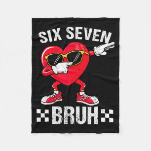 Meme Lustig 67 Sechs Sieben Bruh Herz Valentinstag Fleecedecke
