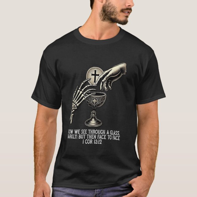 Memento Mori Katholische Eucharistin Traditionelle T-Shirt (Vorderseite)