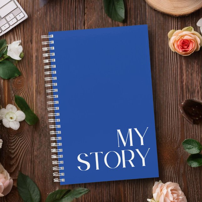 Memoir & Memory Journal Notizbuch (This rich blue and white minimalist journal is the perfect place to preserve your life story.)