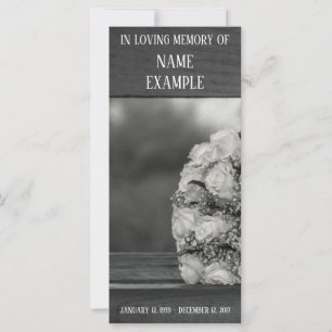 Memorial Cards Ein Strauß mit weißen Rosen-Monochr