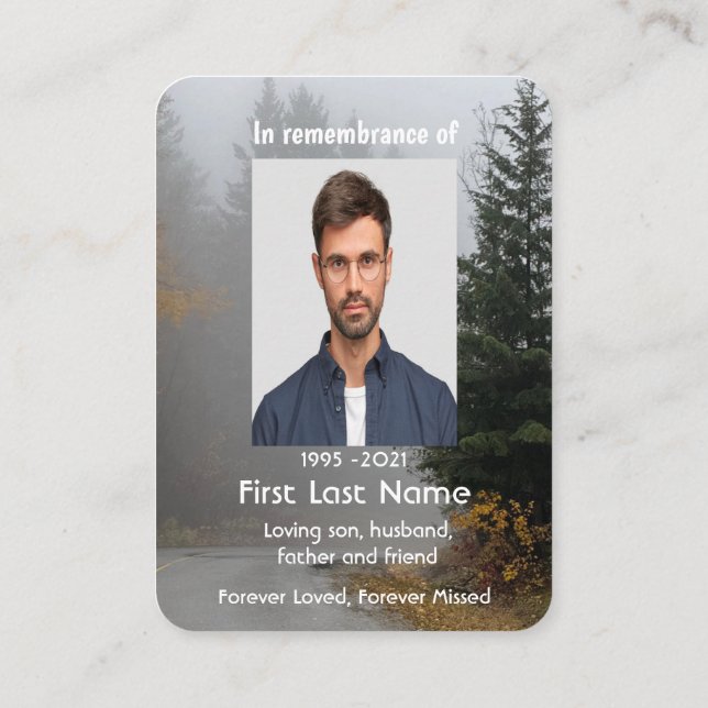 Memorial Foto Foggy Road Trees Keepake Visitenkarte (Rückseite)