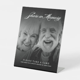 Memorial-Foto für ein gedächtnisfreies Skript Sockelschild